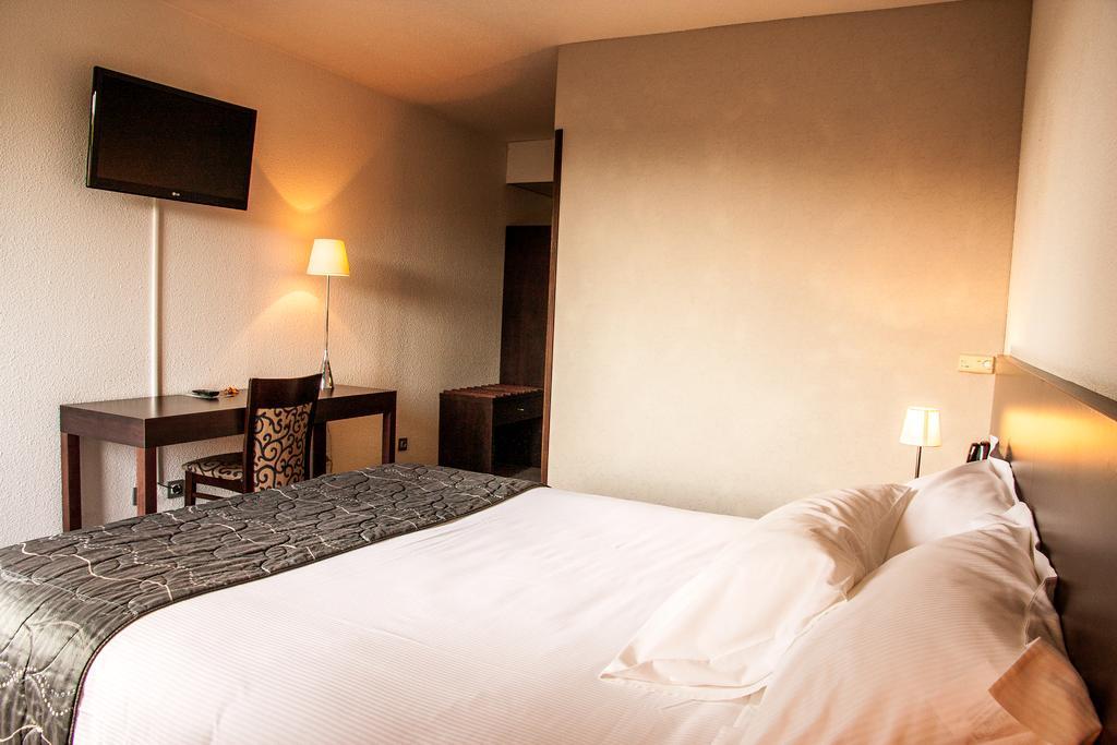 Hotel Les Amandiers Tournon-sur-Rhone Zewnętrze zdjęcie